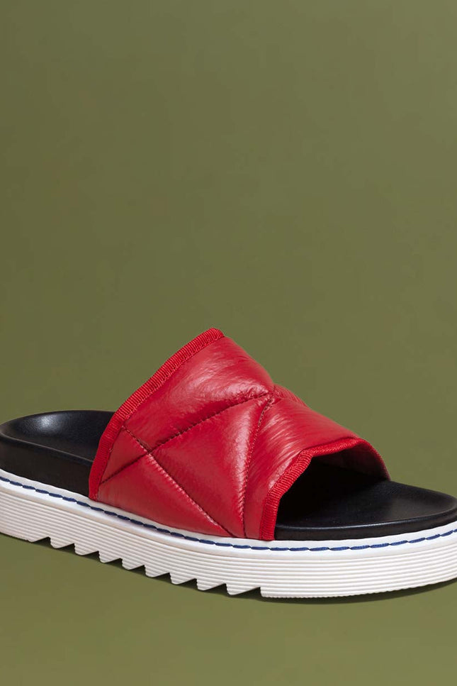 O2 Monde | Anahita Slippers red nylon