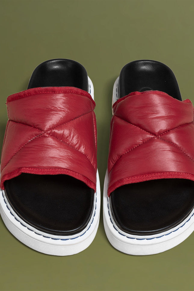 O2 Monde | Anahita Slippers red nylon