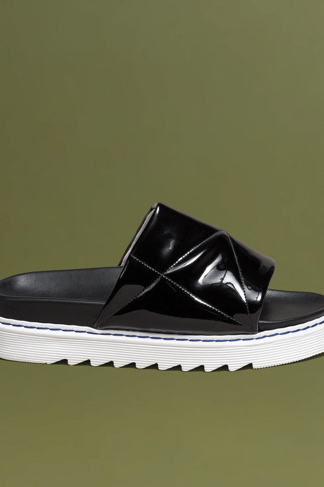 O2 Monde | Anahita Slippers black lux