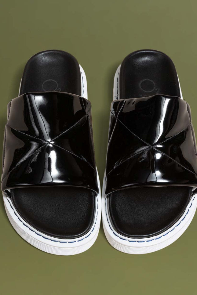 O2 Monde | Anahita Slippers black lux