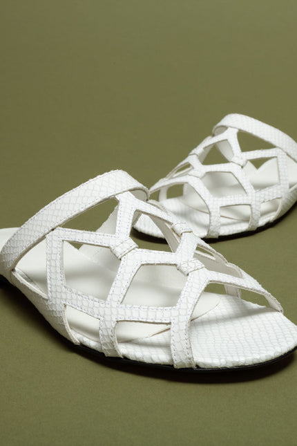 O2 Monde | Leela Slippers white