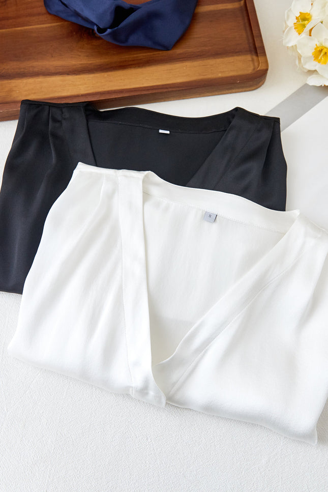 Soft Strokes Silk | Black Soar Top and Shorts Pyjamas Set