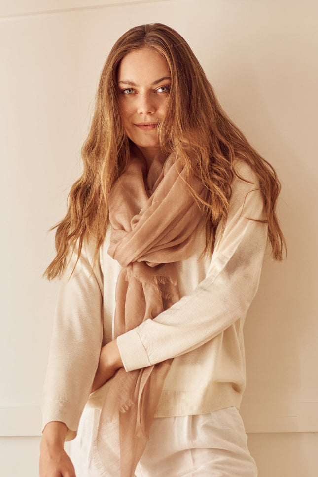 Bel Cashmere | Fular ultra fino de cashmere color té