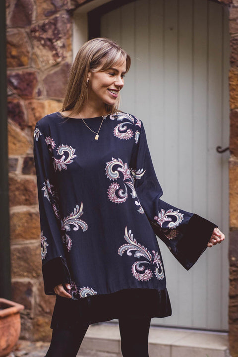 Violet Fish I Sasha Dress - Paisley Black