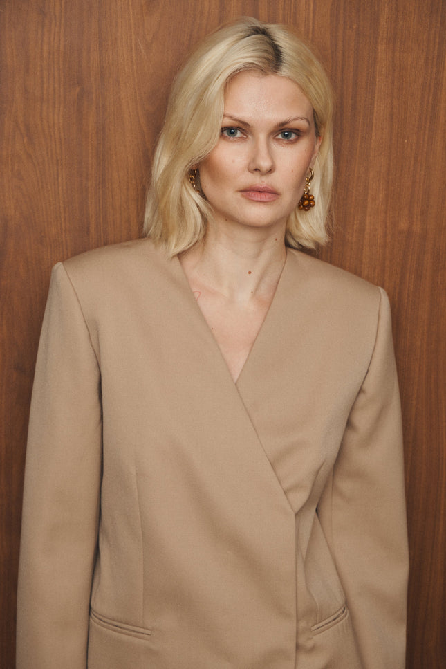 Selera | Oversized Collarless Wool Blazer