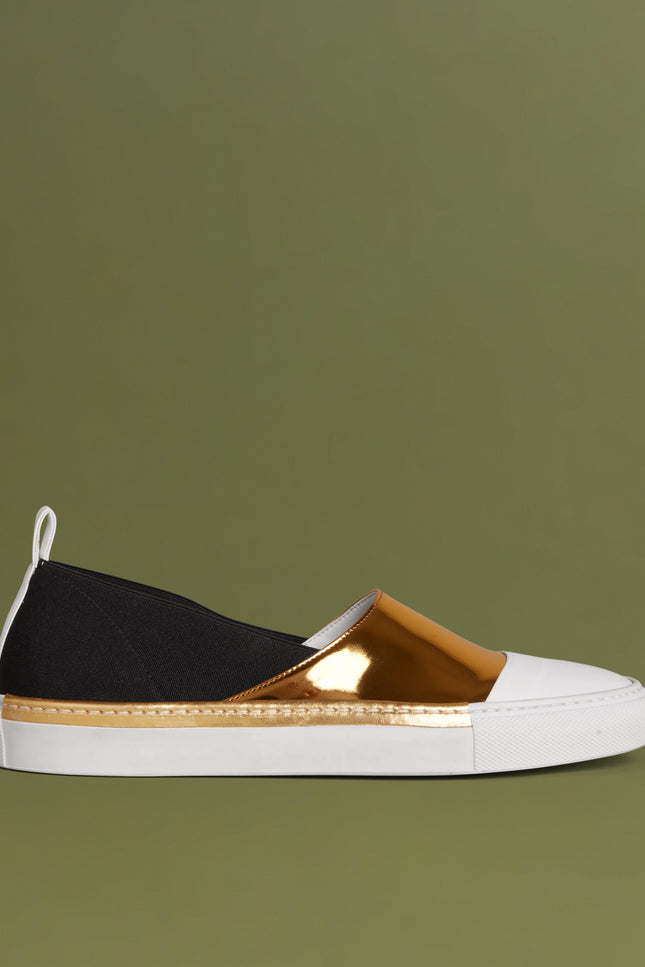 O2 Monde | Shalvi Flats gold