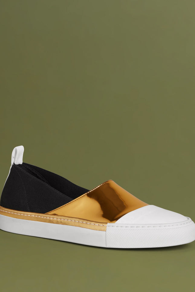 O2 Monde | Shalvi Flats gold