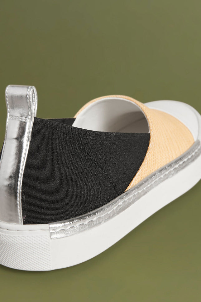 O2 Monde | Shalvi Flats ash