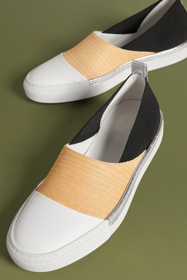 O2 Monde | Shalvi Flats ash