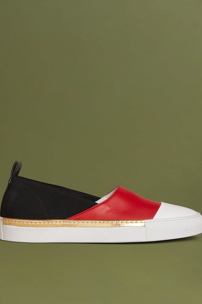 O2 Monde | Shalvi Flats red