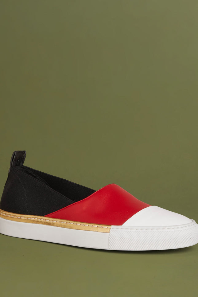 O2 Monde | Shalvi Flats red
