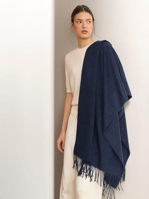 Bel Cashmere | Estola/ Bufanda grande con flecos marino