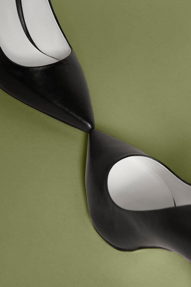 O2 Monde | Sunita Pumps black velvet