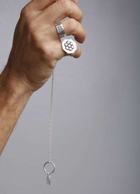 Yelli Jewels | Octo studs Ring