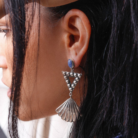 Yelli Jewels | Fibulas Shells Drop earrings