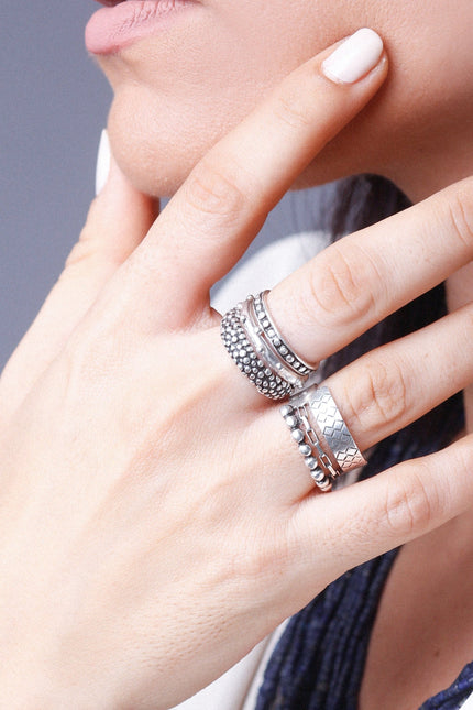 Yelli Jewels | Cube Band Rings