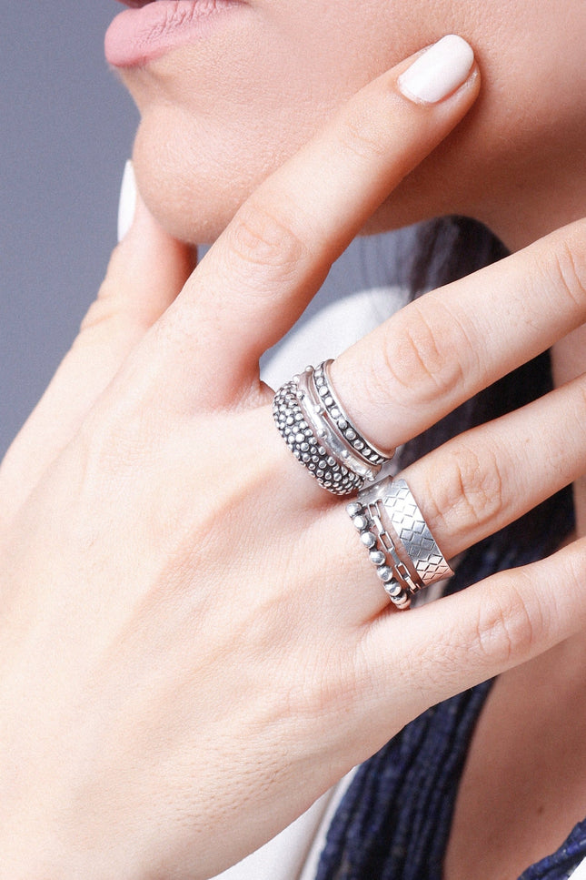 Yelli Jewels | Cube Band Rings