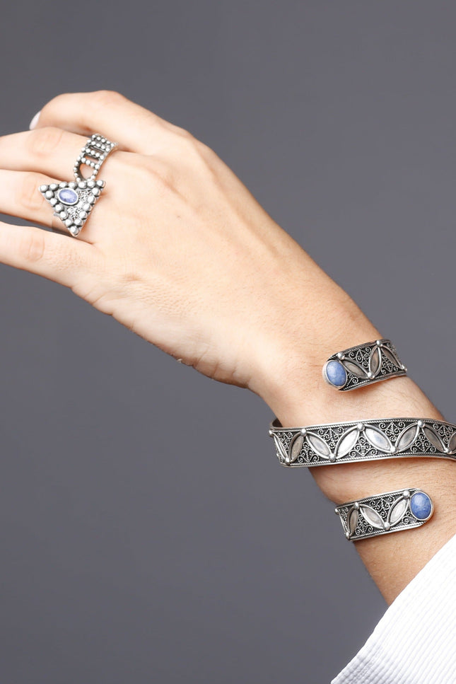 Yelli Jewels | Blue Snake Bracelet