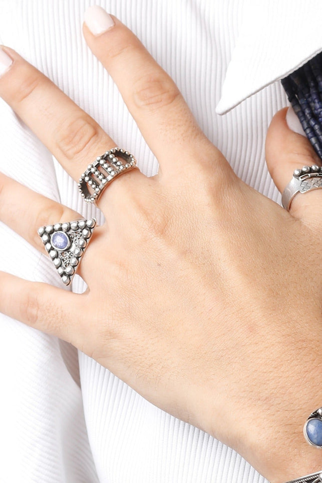 Yelli Jewels | Sapphire Fibula Ring
