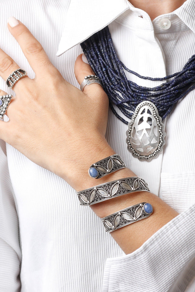 Yelli Jewels | Blue Snake Bracelet