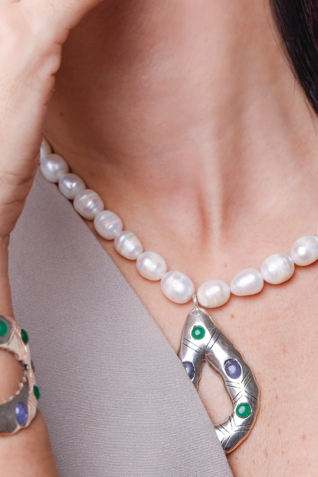 Yelli Jewels | Teardrop Pearl Pendant Necklace
