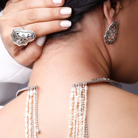 Yelli Jewels | Teardrop Studs