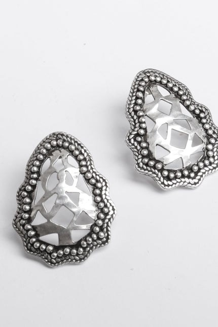 Yelli Jewels | Teardrop Studs