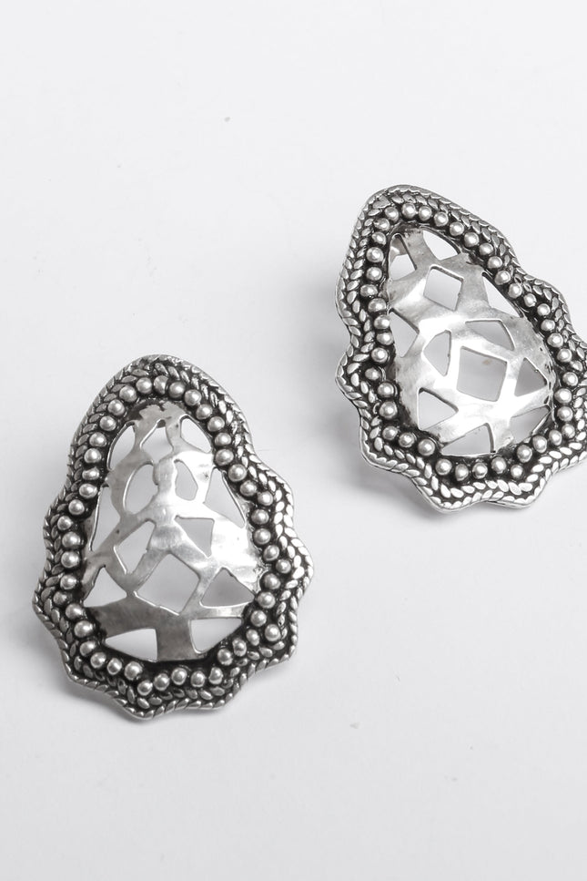 Yelli Jewels | Teardrop Studs