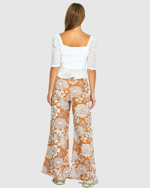 State Of Georgia I BOARDWALK LINEN PANT Wallpaper Almond