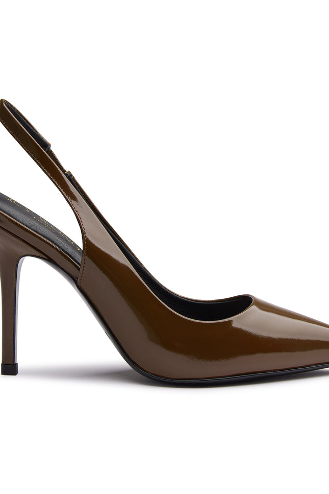 Icy Wong | Amanda slings in Mocha