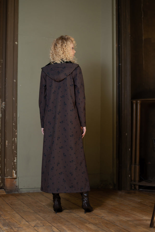 Coat in Trapeze Cut with Hood