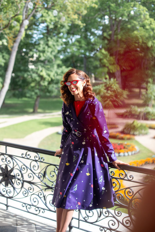 Colorful Coat for Spring in Violet with Floral Print 