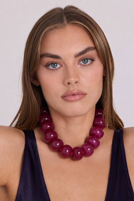 Vivienne Burgundy Resin Necklace