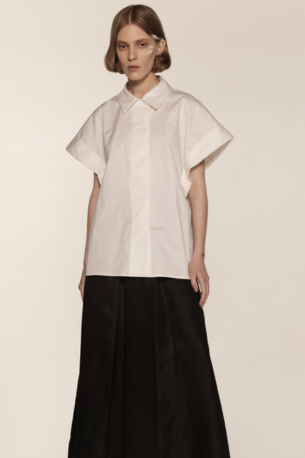 White shirt with shirt sleeves