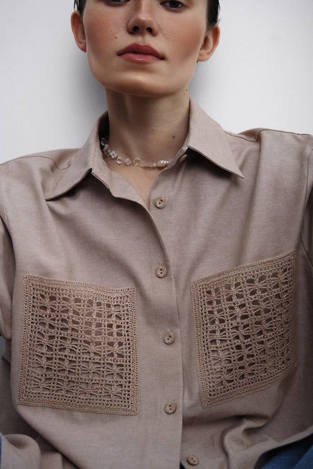 Kolosova | Beige shirt with knitted pockets