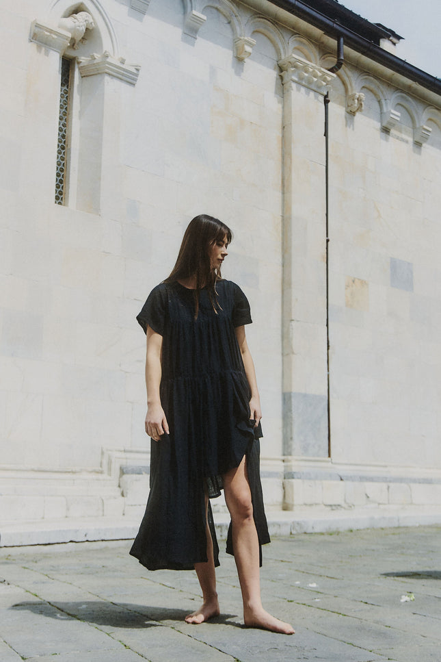A Perfect Nomad | Her Own Hero Midi Dress
