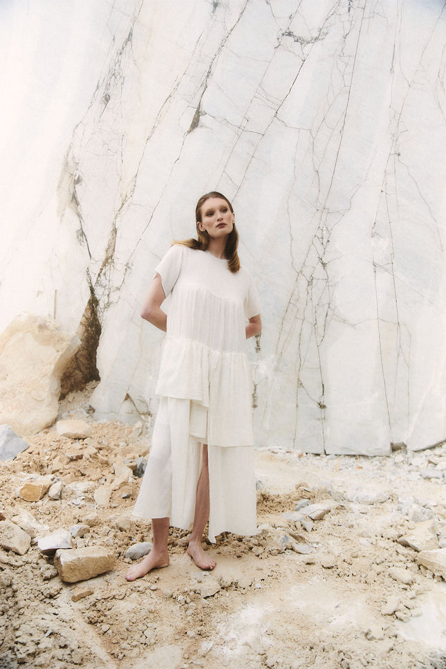 A Perfect Nomad | Her Own Hero Midi Dress