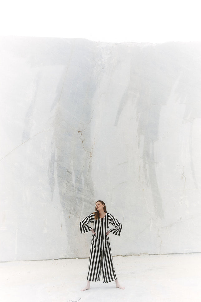 A Perfect Nomad | Minimal Jumpsuit silk