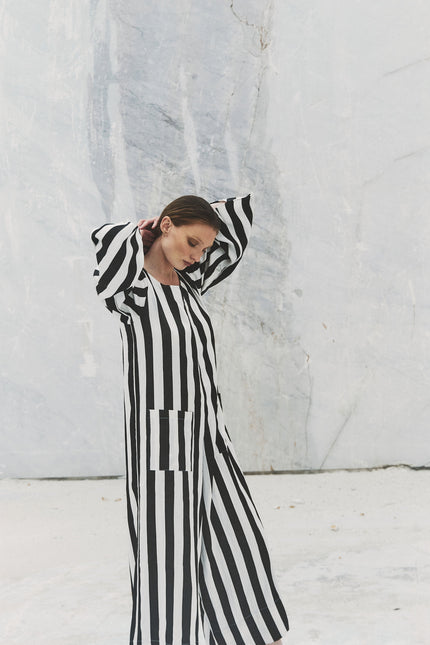 A Perfect Nomad | Minimal Jumpsuit silk