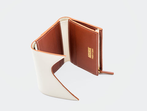 Absurde | MOUNTAIN Off White and Green Leather Trifold Wallet