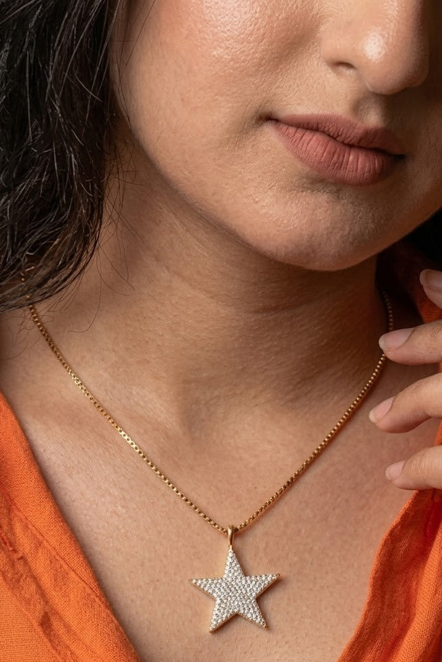 Arvino | Celestial Star Necklace in 92.5 Sterling Silver