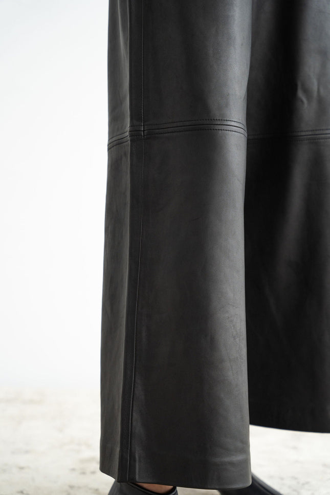 A Perfect Nomad | Trousers Leather Frankie