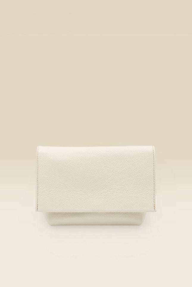 foto producto bolso de piel aramara hueso frontal 2