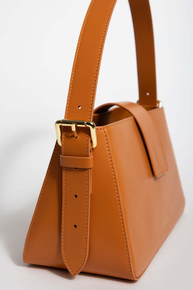 EVÉN I BELONA Hobo Bag - Cognac