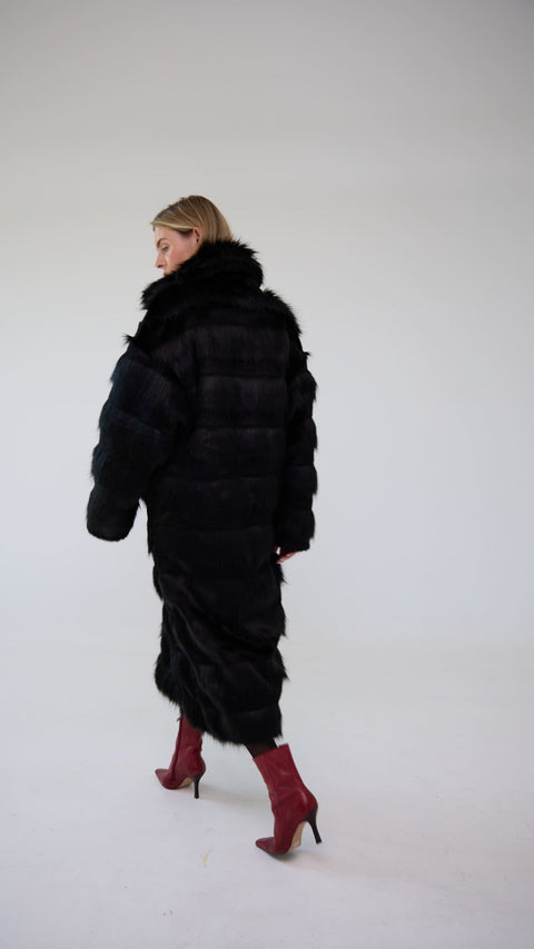 BÚDZIKO | JACQUELINE FAUX FUR BLACK COAT