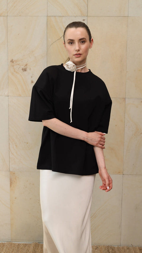 BÚDZIKO | OVERSIZED BLACK SHOULDER PAD TEE