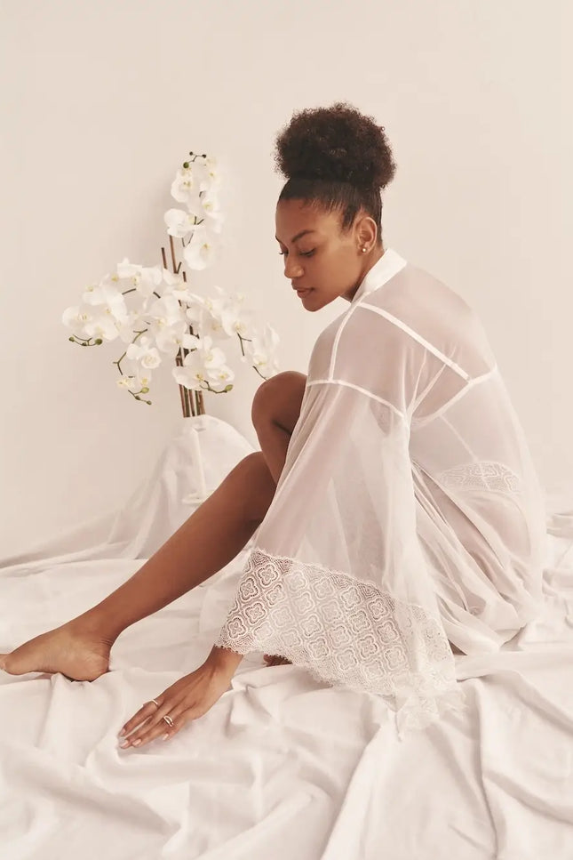 Luciela | WHITE SHEER MESH KIMONO