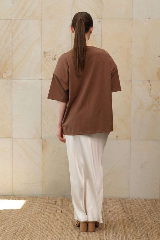 BÚDZIKO | OVERSIZED CHOCOLATE SHOULDER PAD TEE