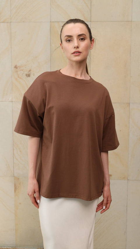 BÚDZIKO | OVERSIZED CHOCOLATE SHOULDER PAD TEE