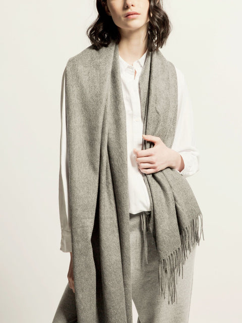 Bel Cashmere | Estola/ Bufanda grande con flecos gris